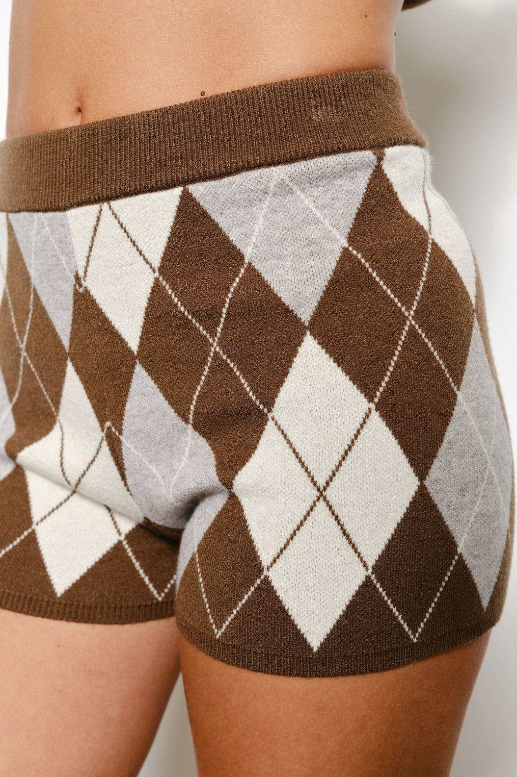 brown, grey and cream argyle knit pull-on shorts set